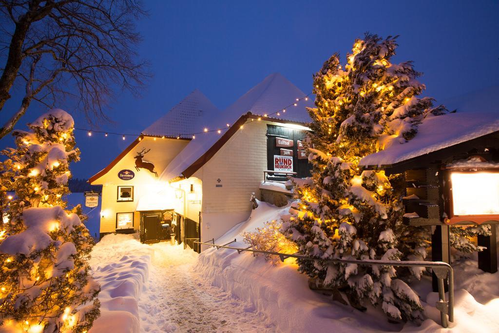 Gasthaus Zum Hirschen Фуртванген Екстериор снимка